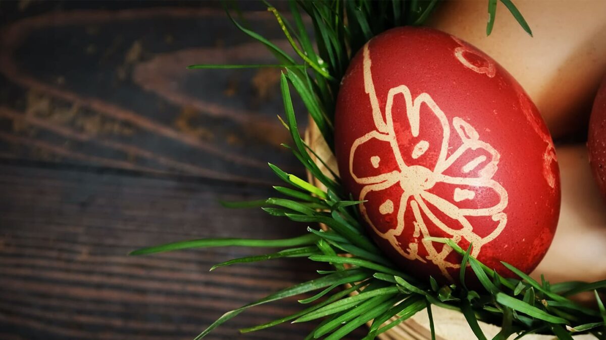 Ostern und Eier färben